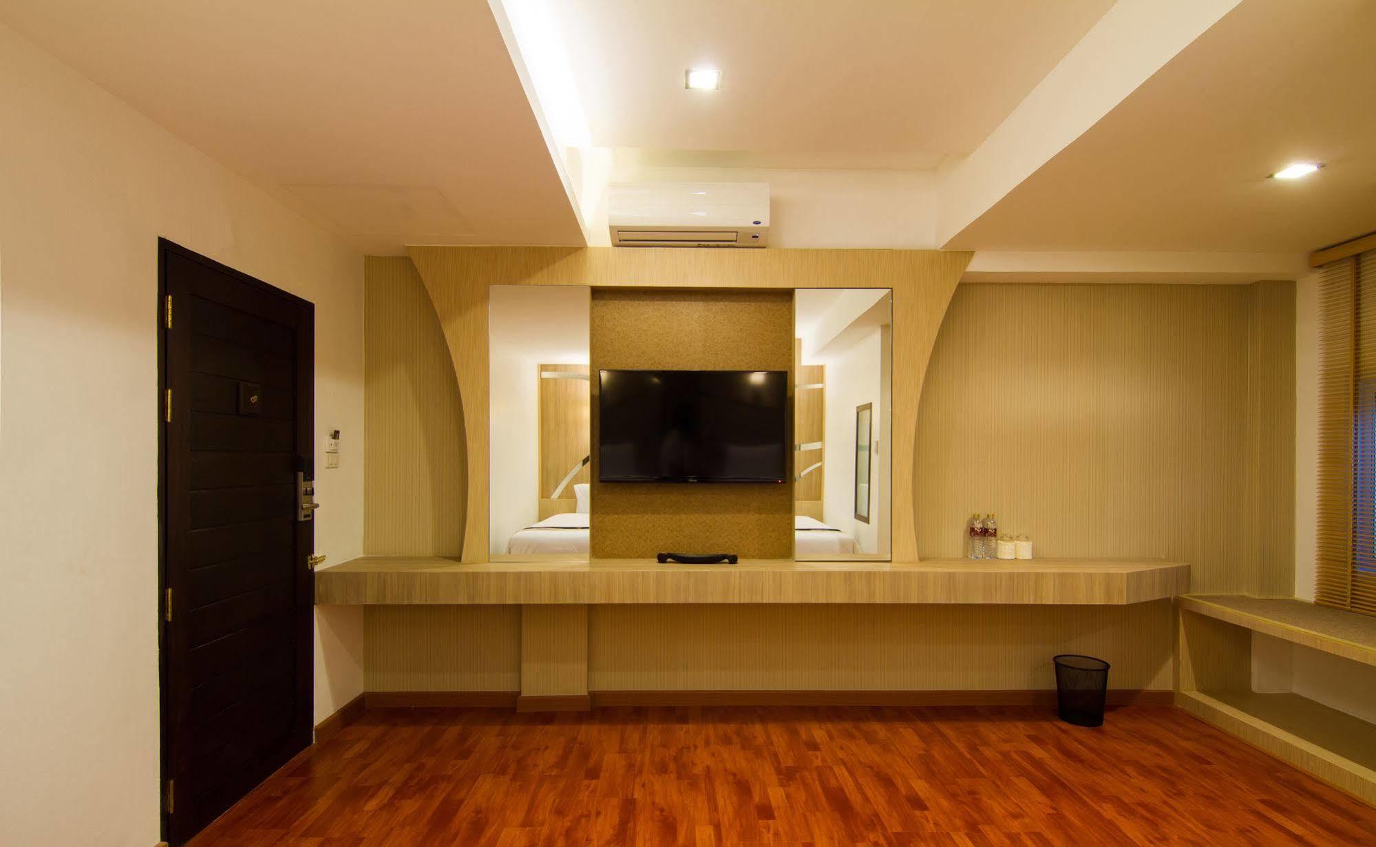 Delio Boutique Hotel Udon Thani Buitenkant foto